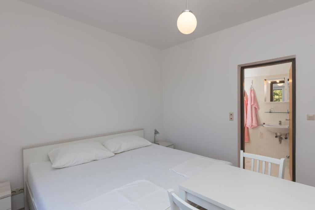 Rooms Villa Basica Саплунара Стая снимка