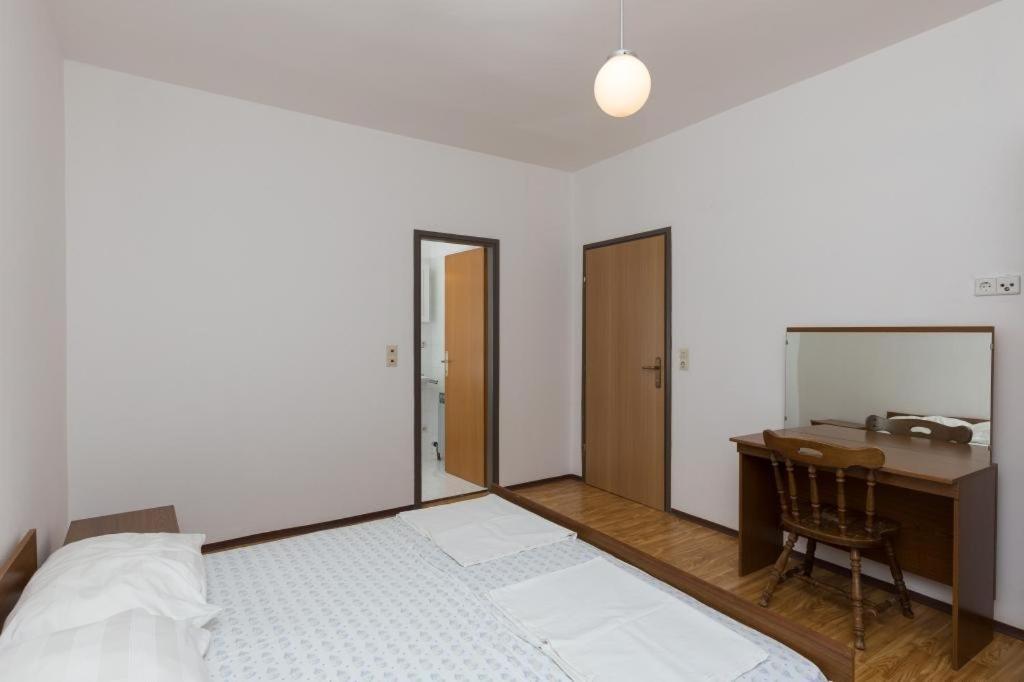 Rooms Villa Basica Саплунара Стая снимка