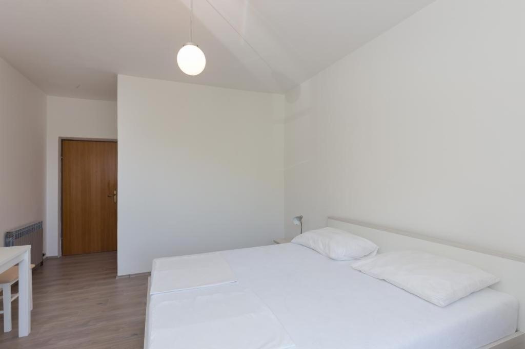 Rooms Villa Basica Саплунара Стая снимка