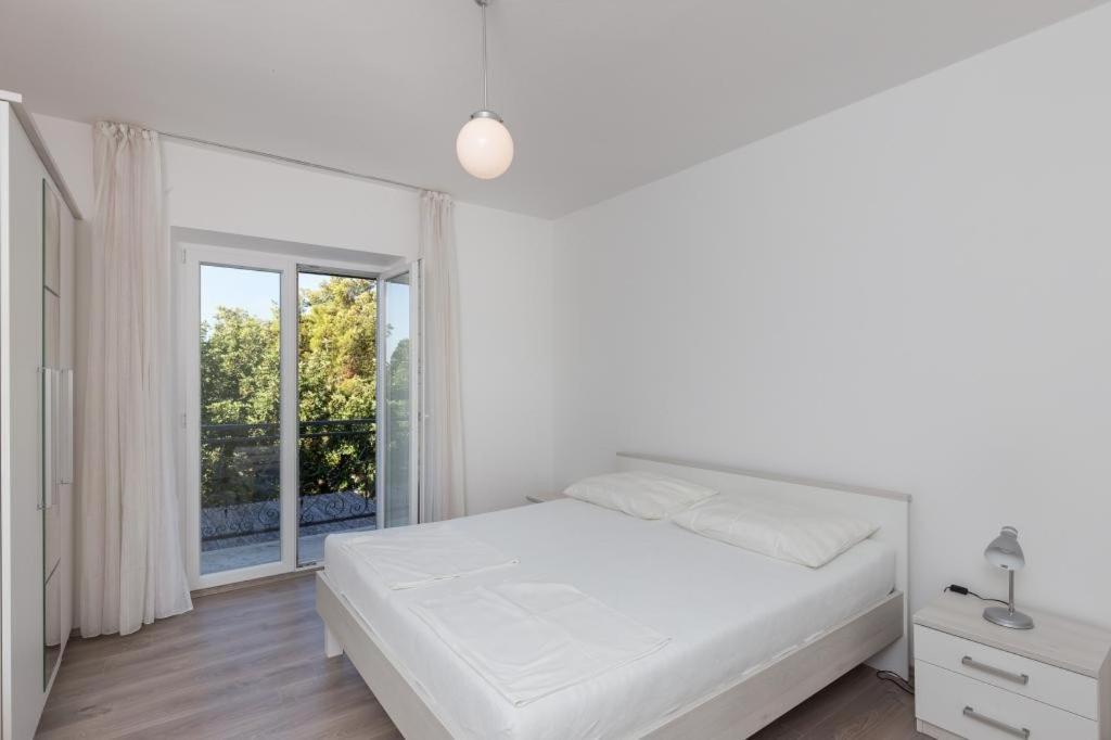 Rooms Villa Basica Саплунара Стая снимка