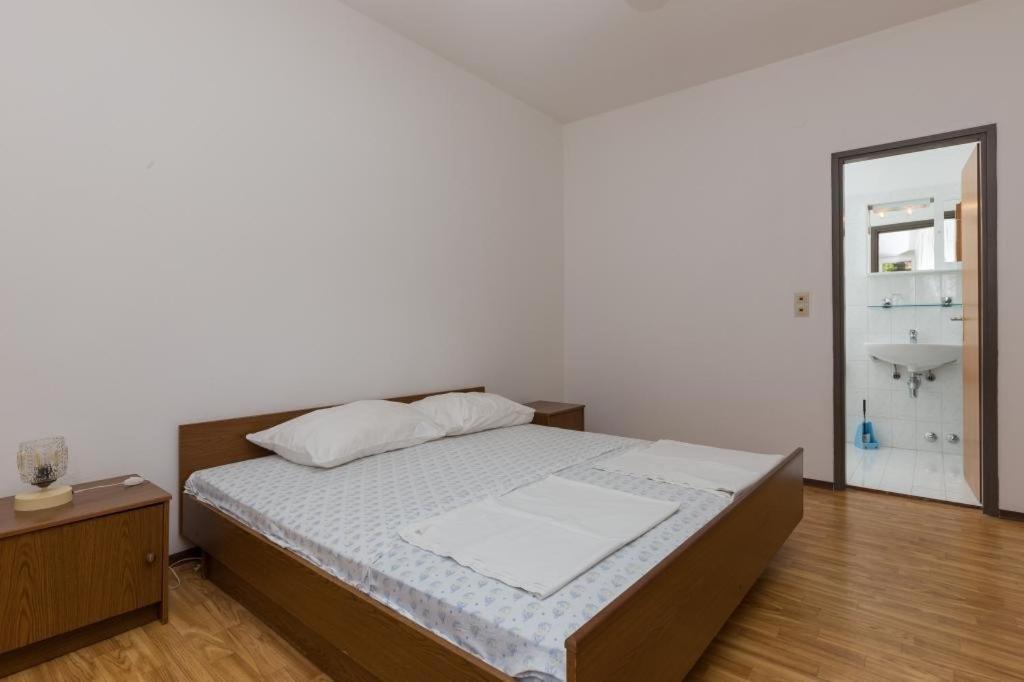 Rooms Villa Basica Саплунара Стая снимка
