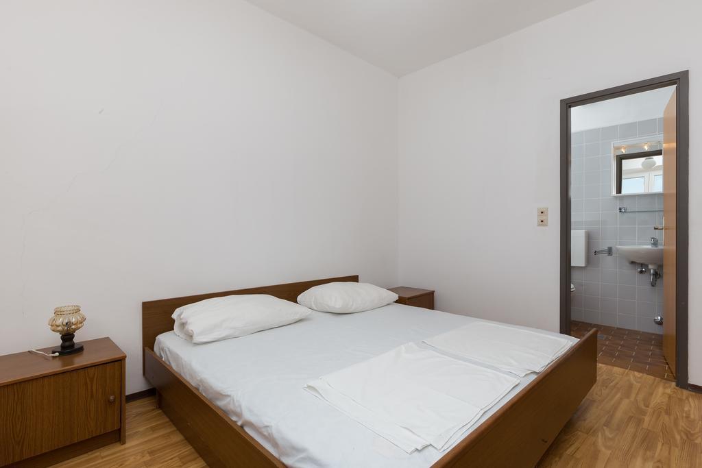 Rooms Villa Basica Саплунара Стая снимка