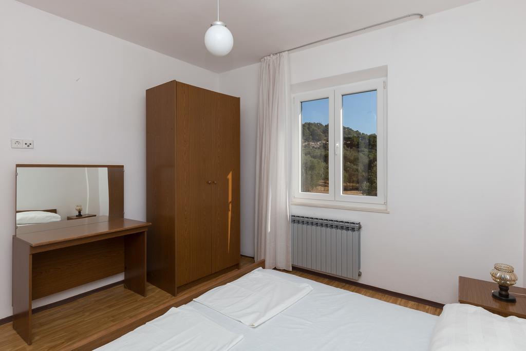 Rooms Villa Basica Саплунара Стая снимка